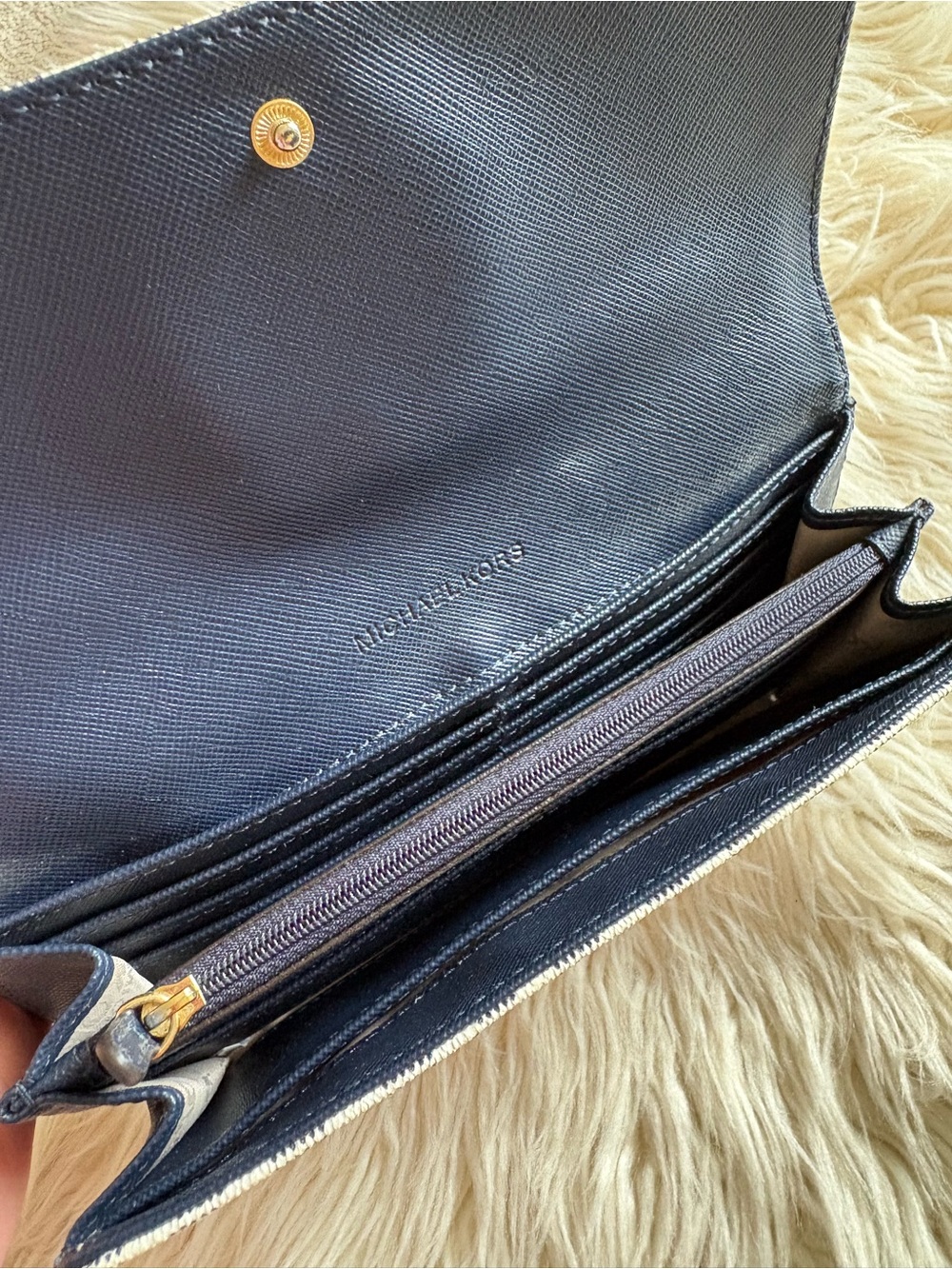 Michael Kors Vanilla Signature MK Logo Fulton Flap Continental Wallet Clutch EUC - Picture 3 of 16